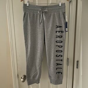New!  Women’s Aeropostale Sport Logo Gray Sweatpants - size Medium - NWT